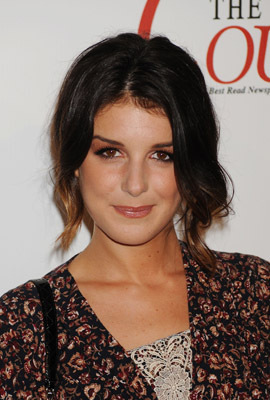 Shenae Grimes-Beech