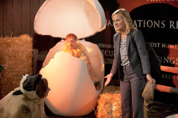 Still of Amy Poehler and Colleen Hayes in Parks and Recreation (2009)