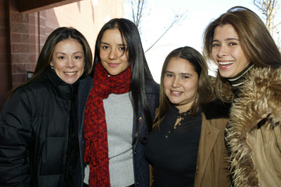 Patricia Rae, Guilied Lopez, Catalina Sandino Moreno and Yenny Paola Vega at event of Maria Full of Grace (2004)
