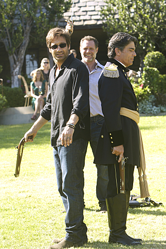 Still of David Duchovny, Jason Beghe and Peter Gallagher in Nuodemingoji Kalifornija (2007)