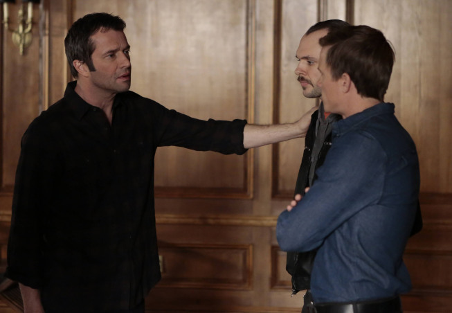 Still of James Purefoy, Warren Kole and Christopher Denham in The Following (2013)