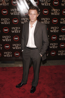 Warren Kole at event of Into the West (2005)
