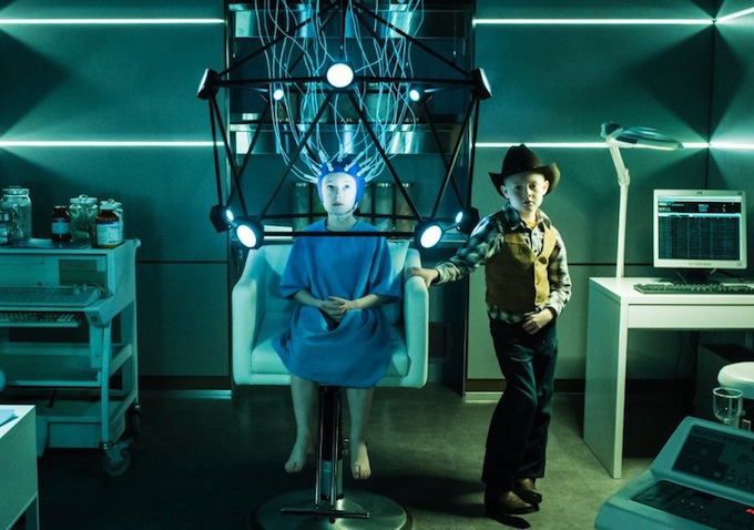 Still of Niamh Wilson and Kyle Catlett in The Young and Prodigious T.S. Spivet (2013)