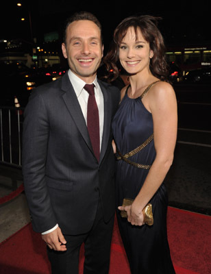 Andrew Lincoln and Sarah Wayne Callies at event of Vaiksciojantys negyveliai (2010)