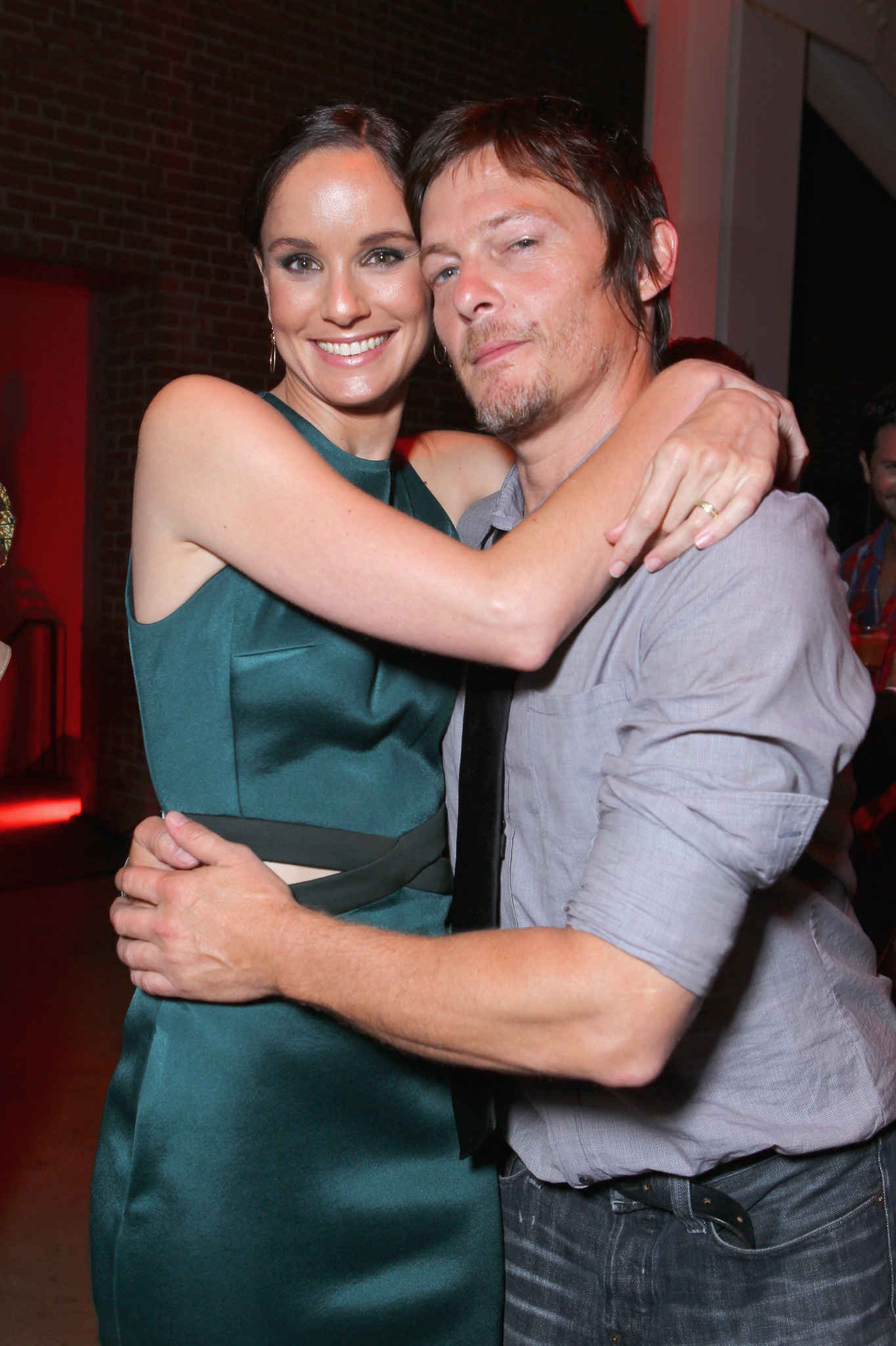 Norman Reedus and Sarah Wayne Callies at event of Vaiksciojantys negyveliai (2010)