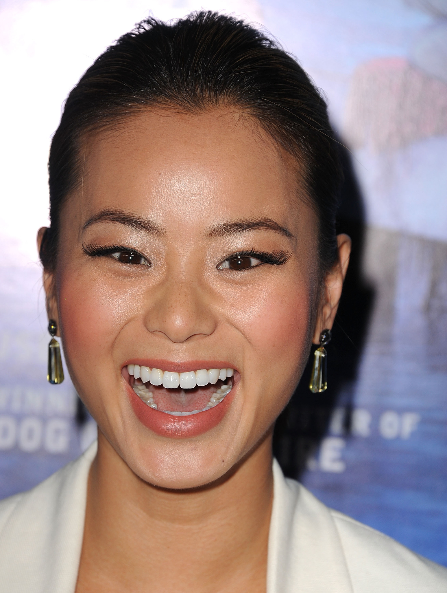 Jamie Chung at event of Tai nutiko Jemene (2011)