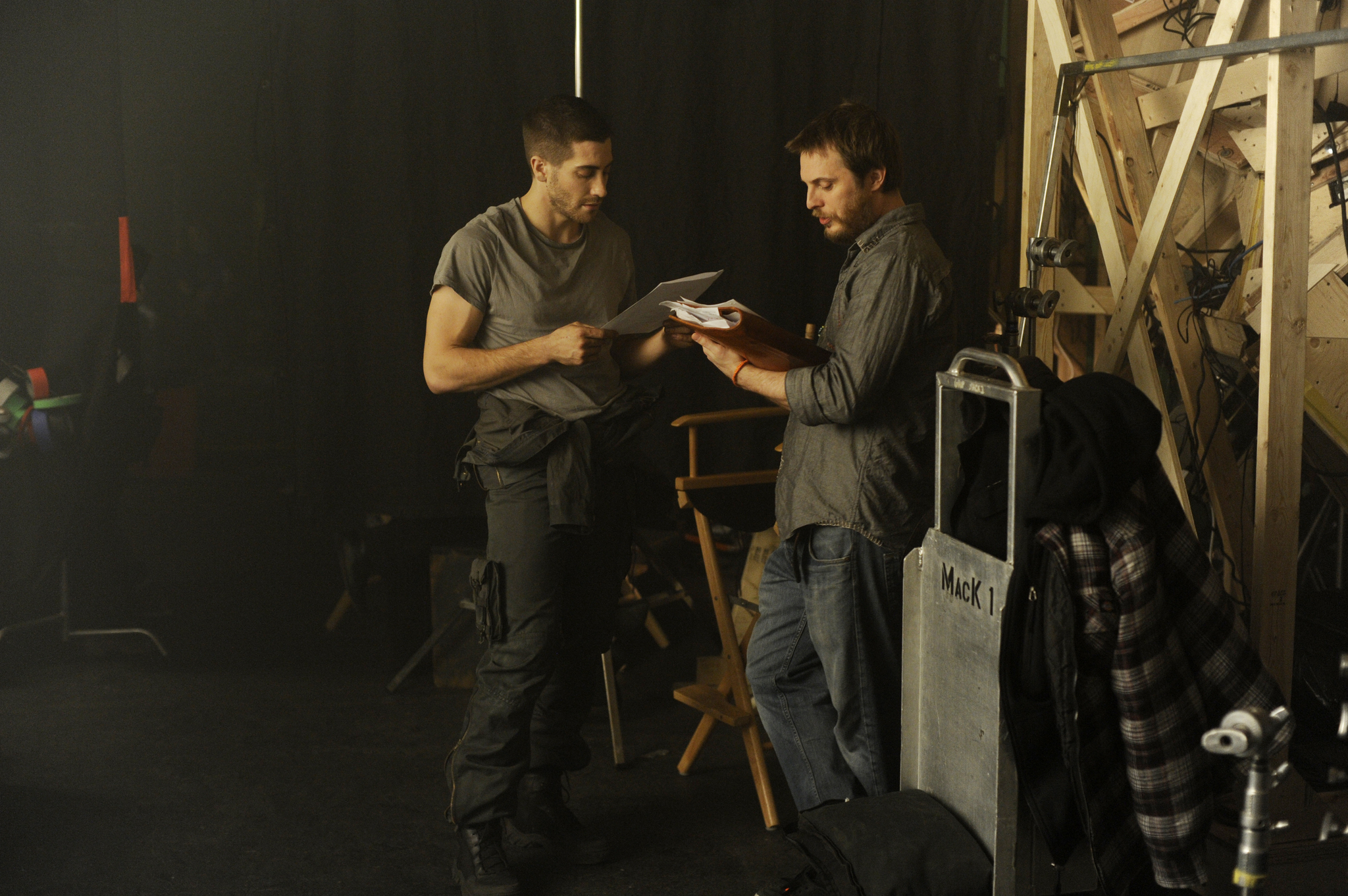 Still of Jake Gyllenhaal and Duncan Jones in Iseities kodas (2011)
