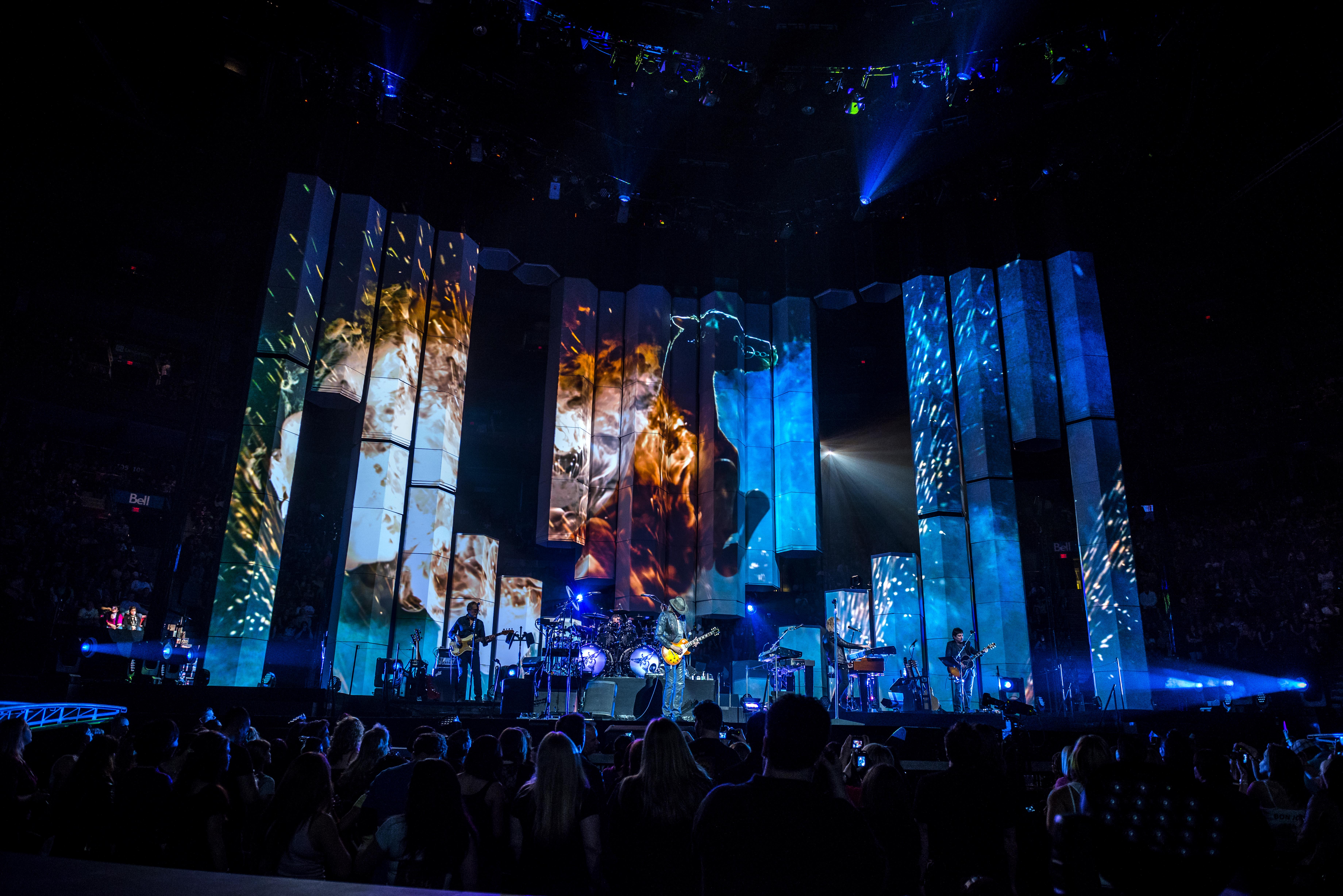 Bon Jovi 2013 Tour 'Because We Can'