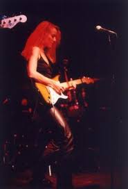playing her strat and singing with her band The Blisstones!