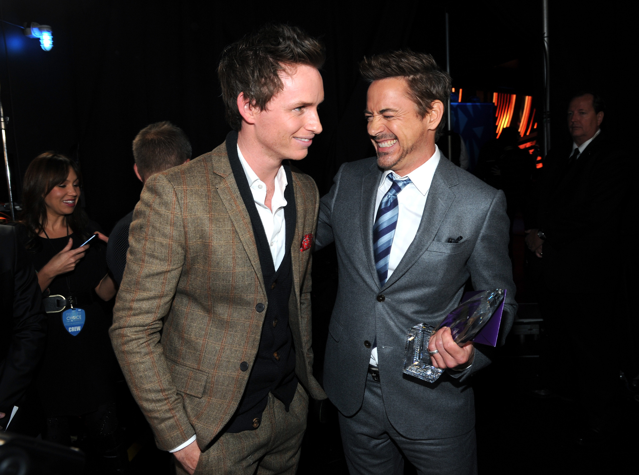 Robert Downey Jr. and Eddie Redmayne at event of The 39th Annual People's Choice Awards (2013)