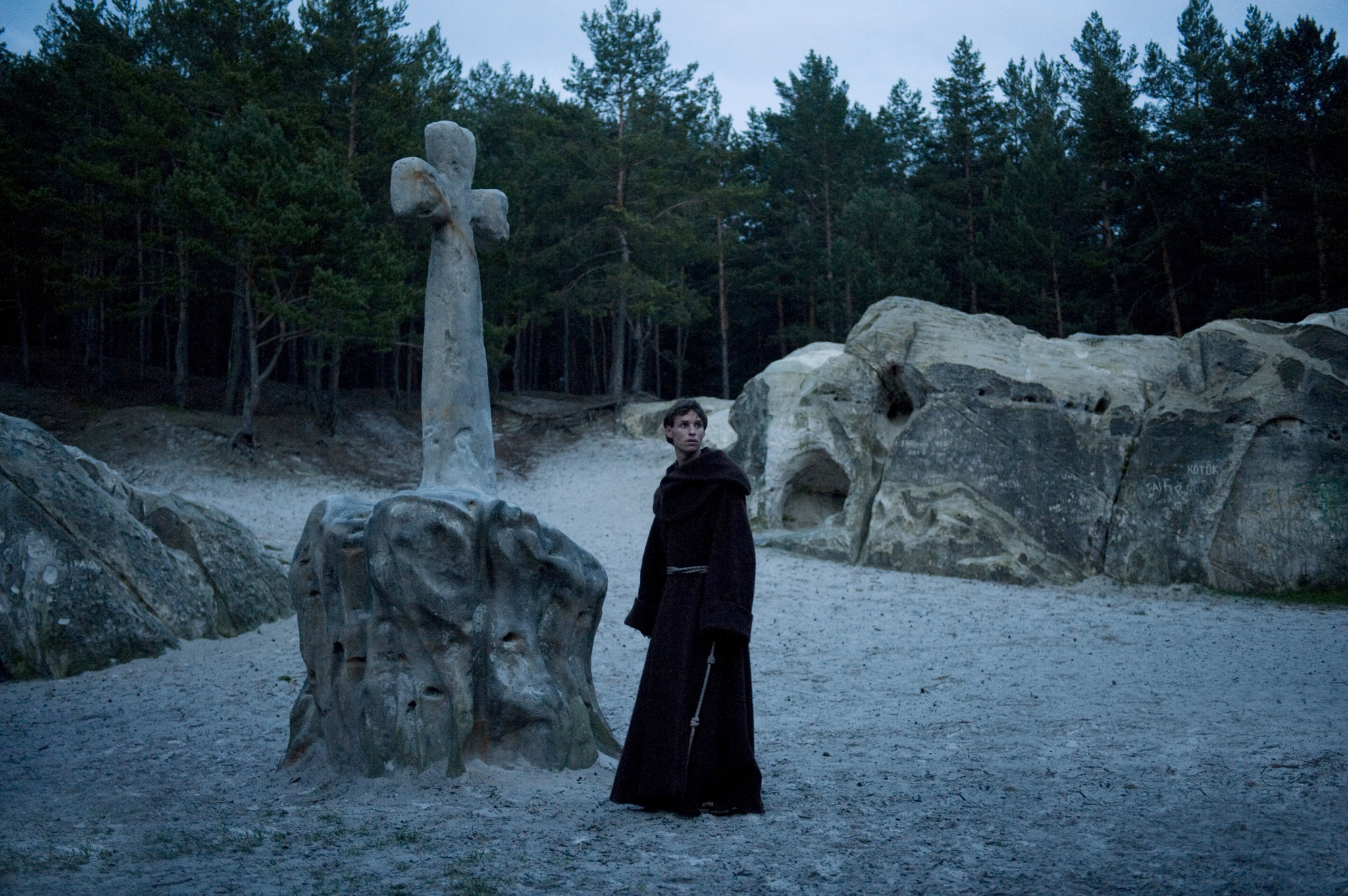 Still of Eddie Redmayne in Black Death (2010)