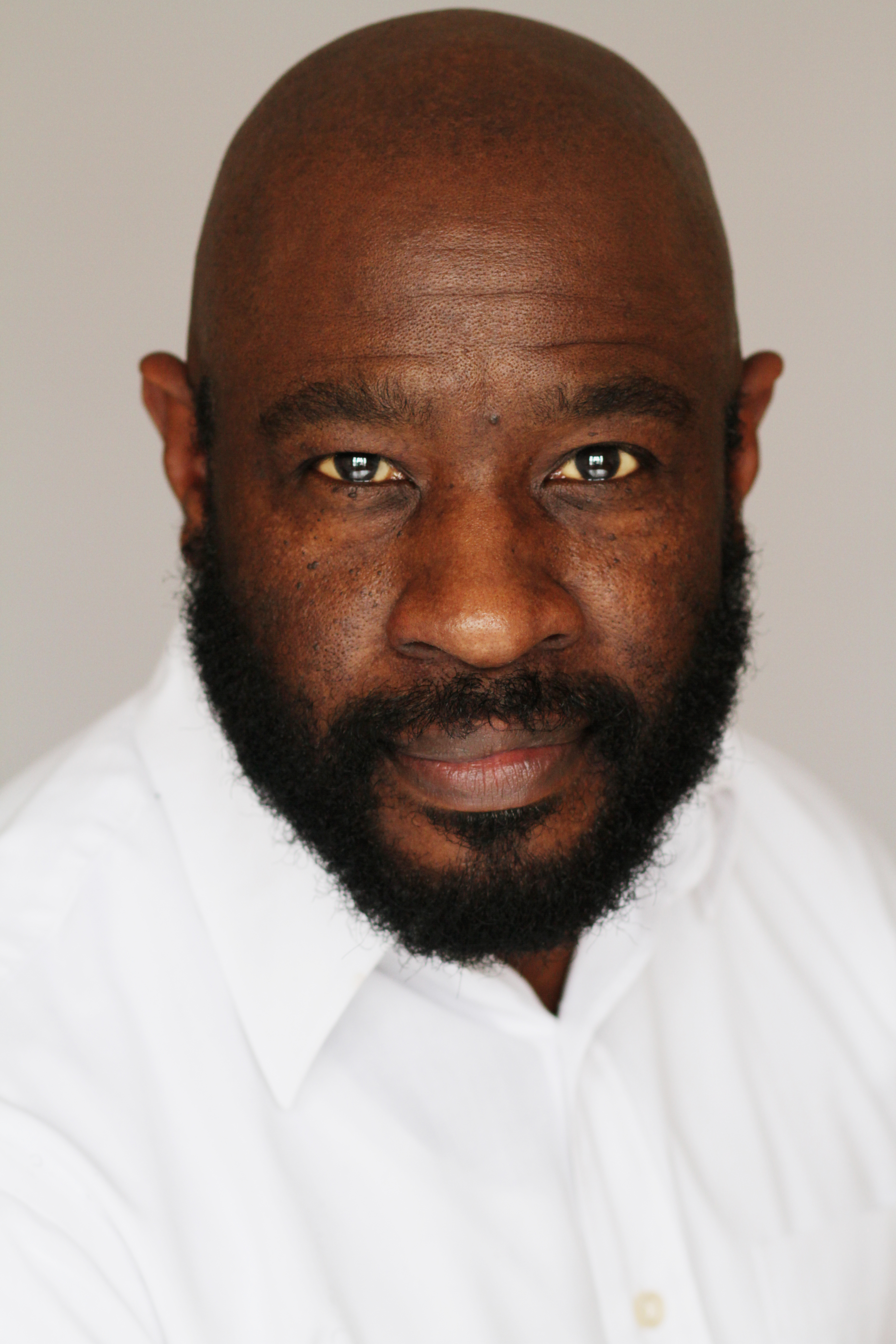 New Colour Headshot with Beard. 2015