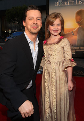 Sean Hayes and Taylor Ann Thompson at event of The Bucket List (2007)