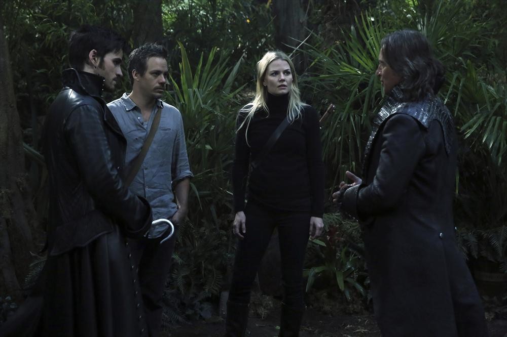 Still of Robert Carlyle, Jennifer Morrison, Colin O'Donoghue and Michael Raymond-James in Once Upon a Time (2011)