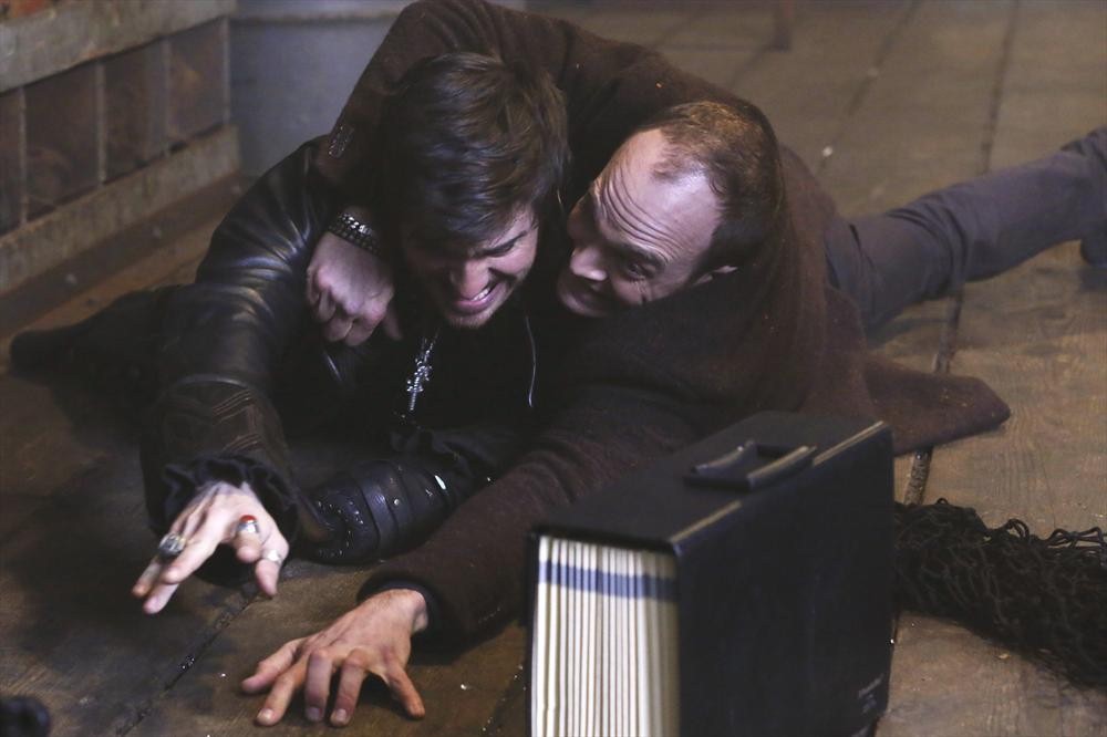 Still of Ethan Embry and Colin O'Donoghue in Once Upon a Time (2011)