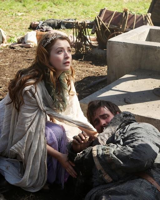 Still of Sarah Bolger and Colin O'Donoghue in Once Upon a Time (2011)