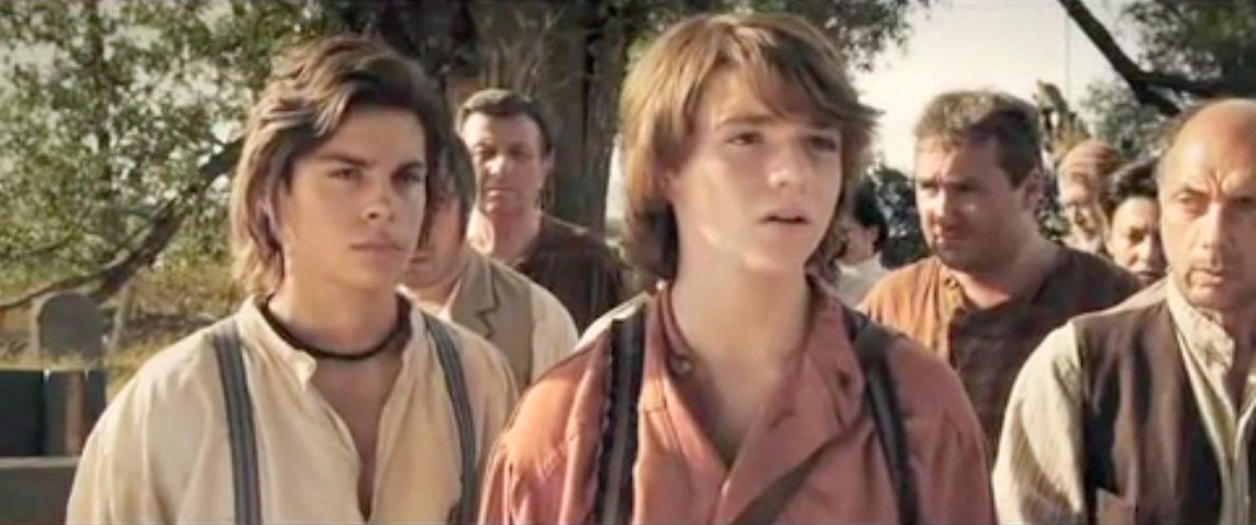 Joel Courtney and Jake T. Austin in Tom Sawyer & Huckleberry Finn (2014)