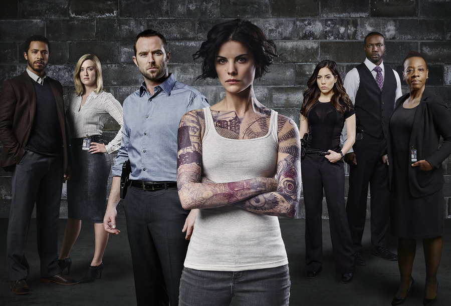 Still of Marianne Jean-Baptiste, Rob Brown, Sullivan Stapleton, Jaimie Alexander, Ukweli Roach and Audrey Esparza in Blindspot (2015)