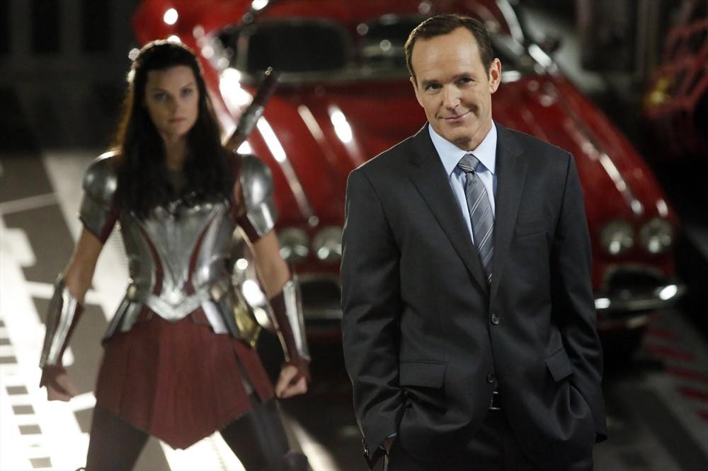 Still of Clark Gregg and Jaimie Alexander in Agents of S.H.I.E.L.D. (2013)