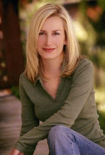 Angela Kinsey