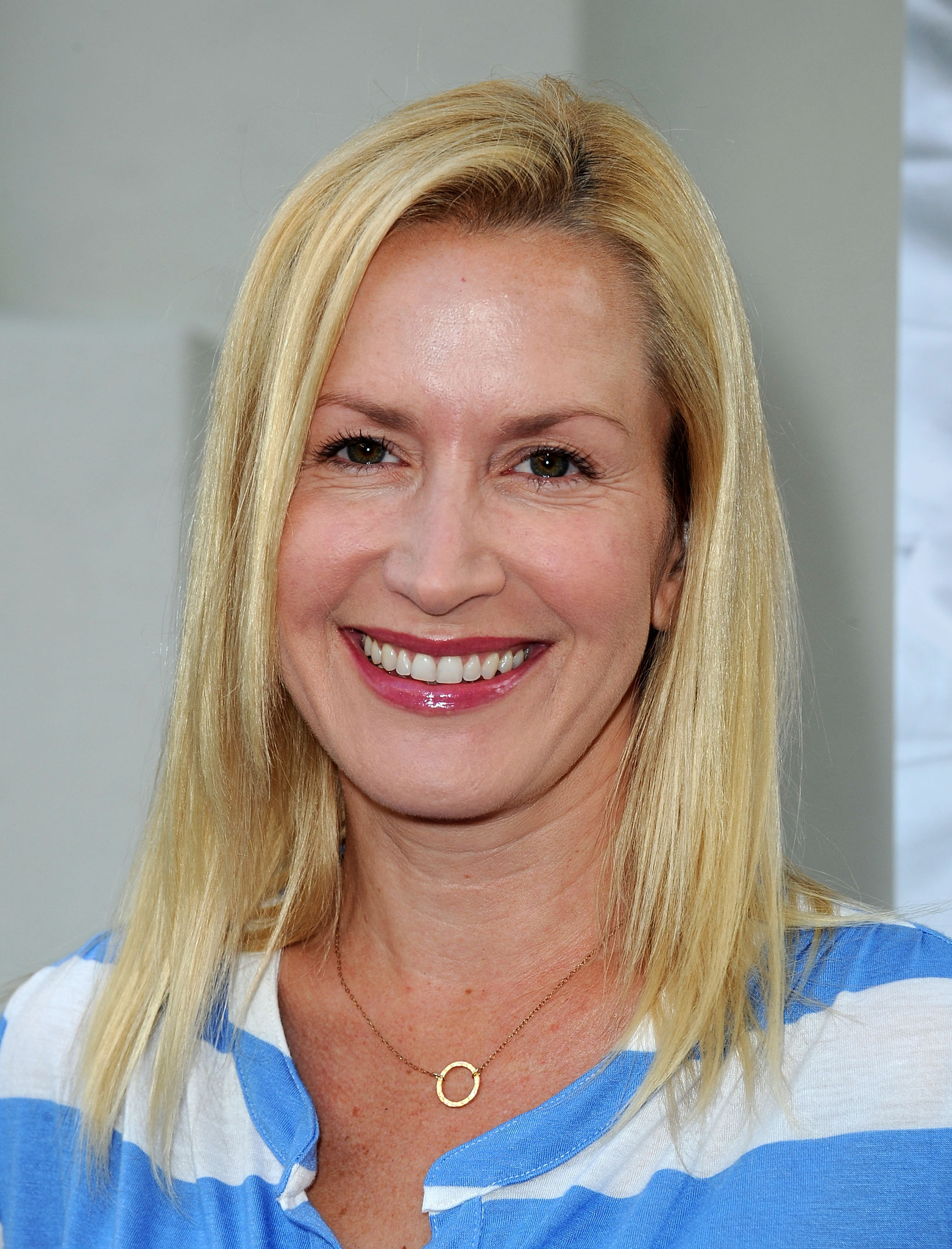 Angela Kinsey at event of A Little Help (2010)