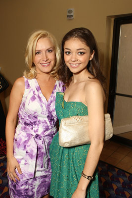 Sarah Hyland and Angela Kinsey at event of Furry Vengeance (2010)