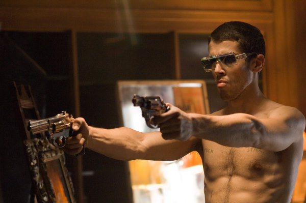 Still of Toby Kebbell in RocknRolla (2008)