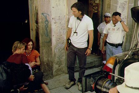 Director Gore Verbinski (standing center) with his stars and crew