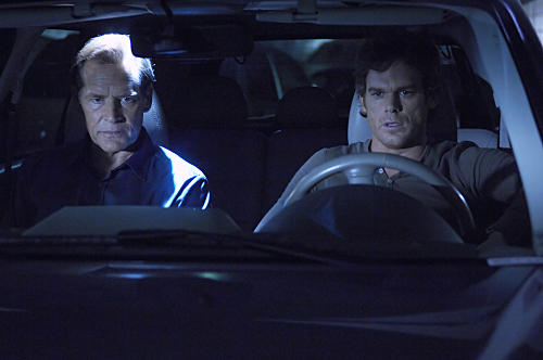 Still of James Remar and Michael C. Hall in Deksteris (2006)