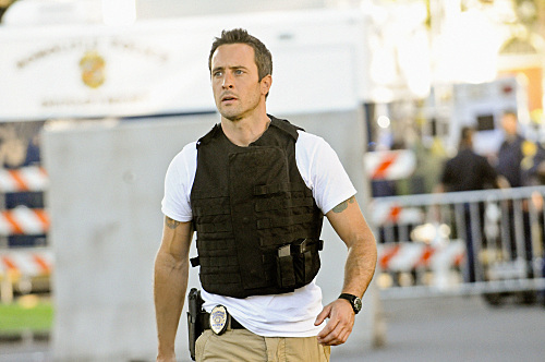 Still of Alex O'Loughlin in Hawaii Five-0 (2010)