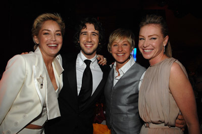 Sharon Stone, Ellen DeGeneres, Portia de Rossi and Josh Groban at event of The 80th Annual Academy Awards (2008)