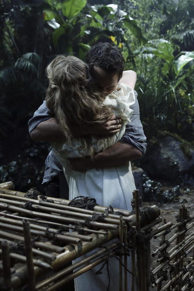 Still of Michael Raymond-James and Freya Tingley in Once Upon a Time (2011)