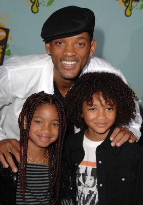 Will Smith, Jaden Smith and Willow Smith at event of Nickelodeon Kids' Choice Awards 2008 (2008)