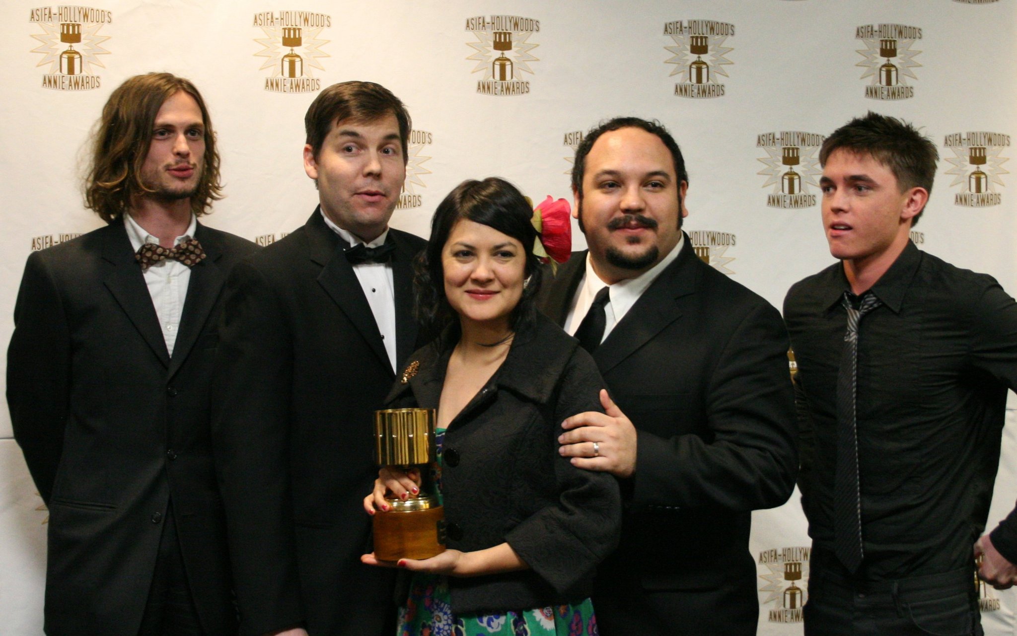 Presenters Matthew Gray Gubler and Jesse McCartney flank Dave Thomas, Sandra Equihua, and Jorge Gutierrez, winners for best children's TV production