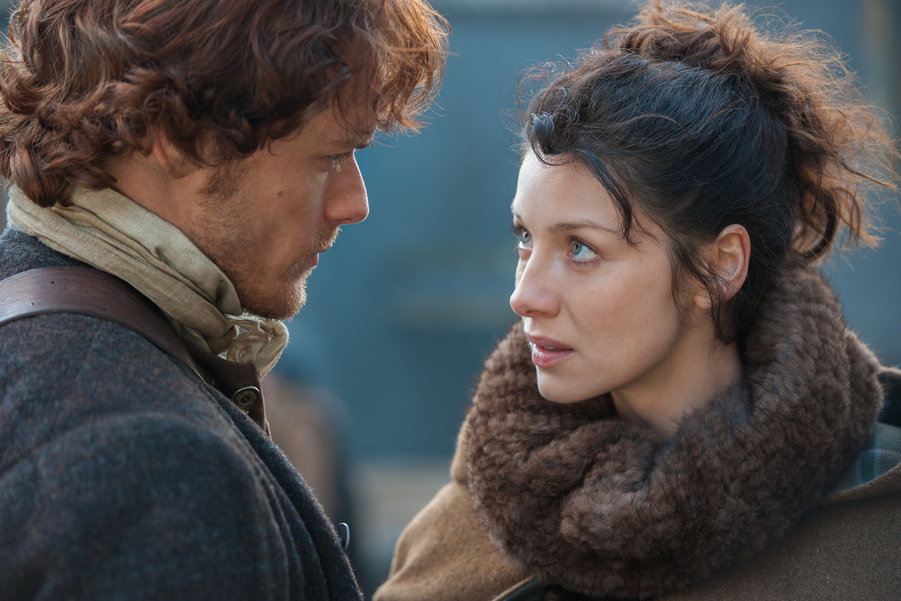 Still of Sam Heughan and Caitriona Balfe in Outlander (2014)