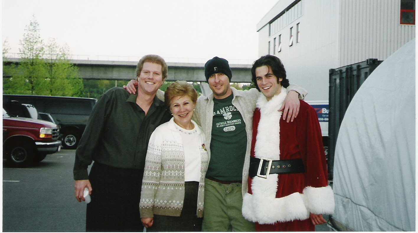 Noah Emmerich,Tatiana Luchaninova,Cavin O'Connor,Eddie Cahill.