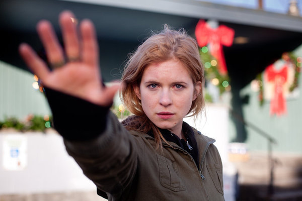 Still of Magda Apanowicz in The 12 Disasters of Christmas (2012)