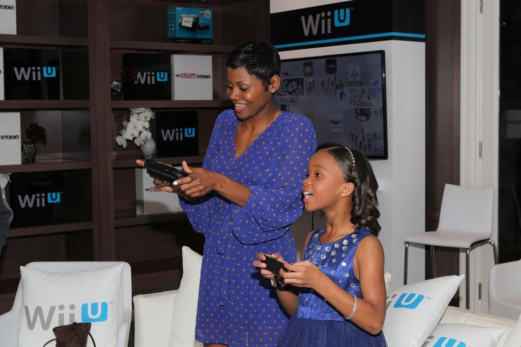 Variety Lead Actress Roundtable Gifting Suite Emayatzy Corinealdi and Quevenzhane Wallis