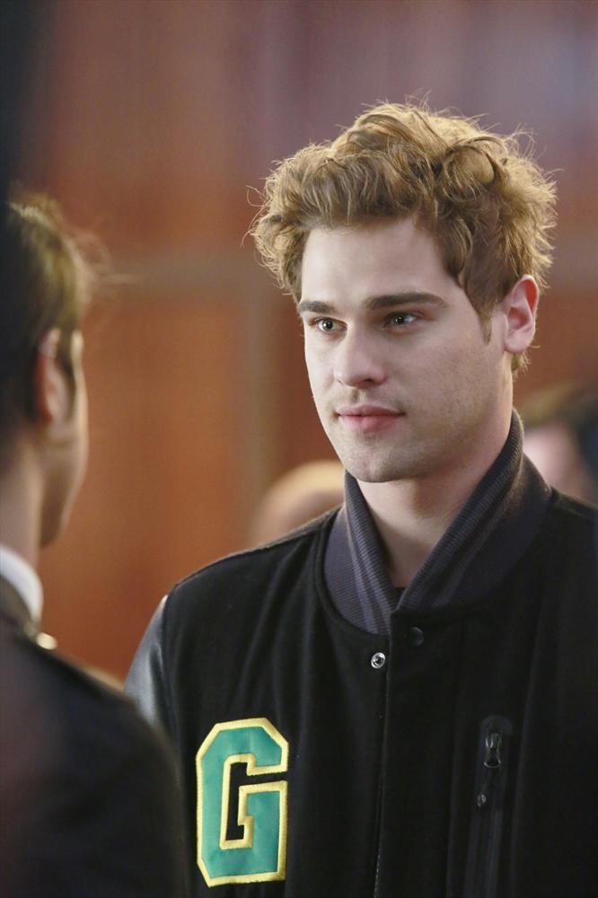 Still of Tom Grey and Grey Damon in Twisted (2013)