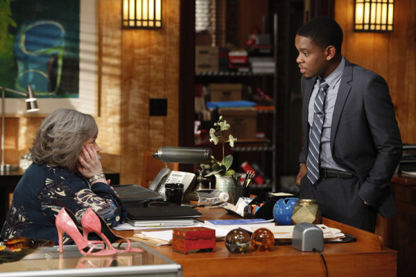 Still of Kathy Bates and Aml Ameen in Harry's Law (2011)