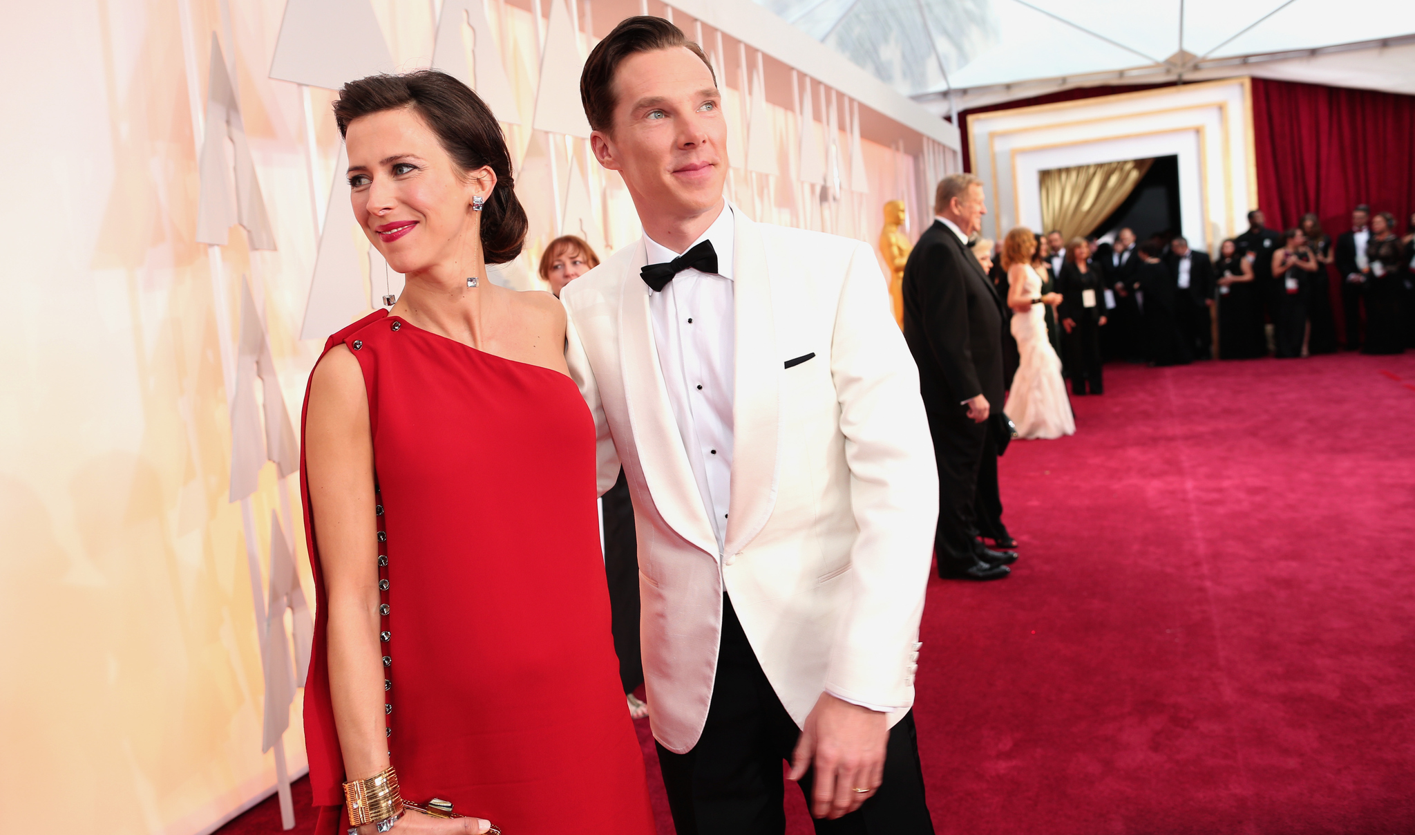 Benedict Cumberbatch and Sophie Hunter at event of The Oscars (2015)