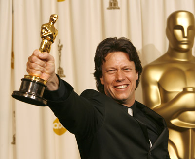 Gavin Hood at event of The 78th Annual Academy Awards (2006)
