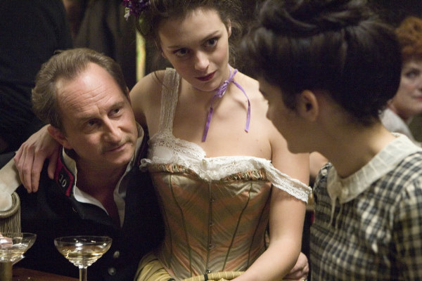 Still of Benoît Poelvoorde, Audrey Tautou and Fanny Deblock in Coco avant Chanel (2009)