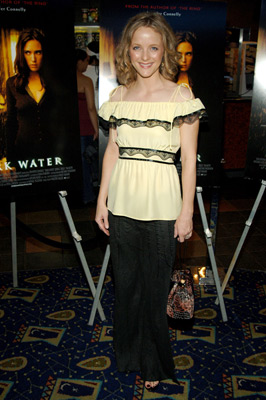 Ashley Kramer at event of Dark Water (2005)