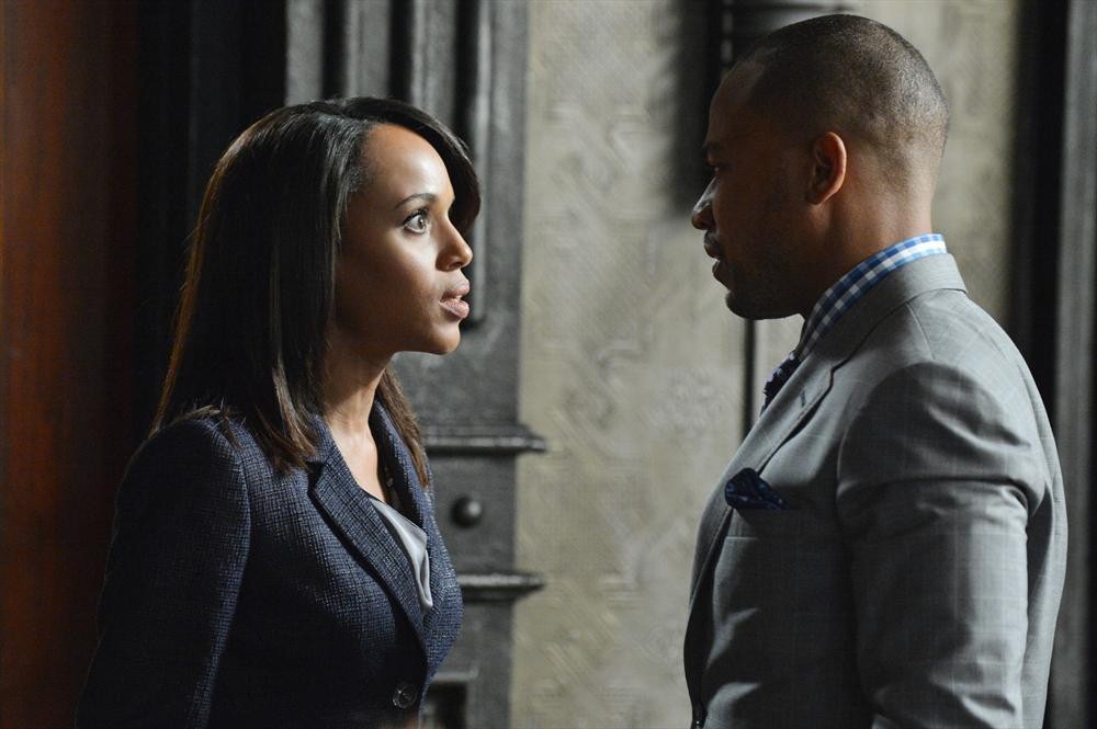 Still of Kerry Washington and Columbus Short in Scandal (2012)