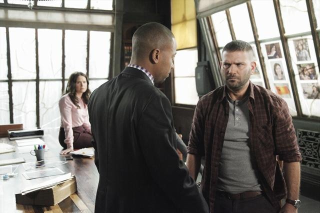 Still of Guillermo Díaz, Columbus Short and Katie Lowes in Scandal (2012)