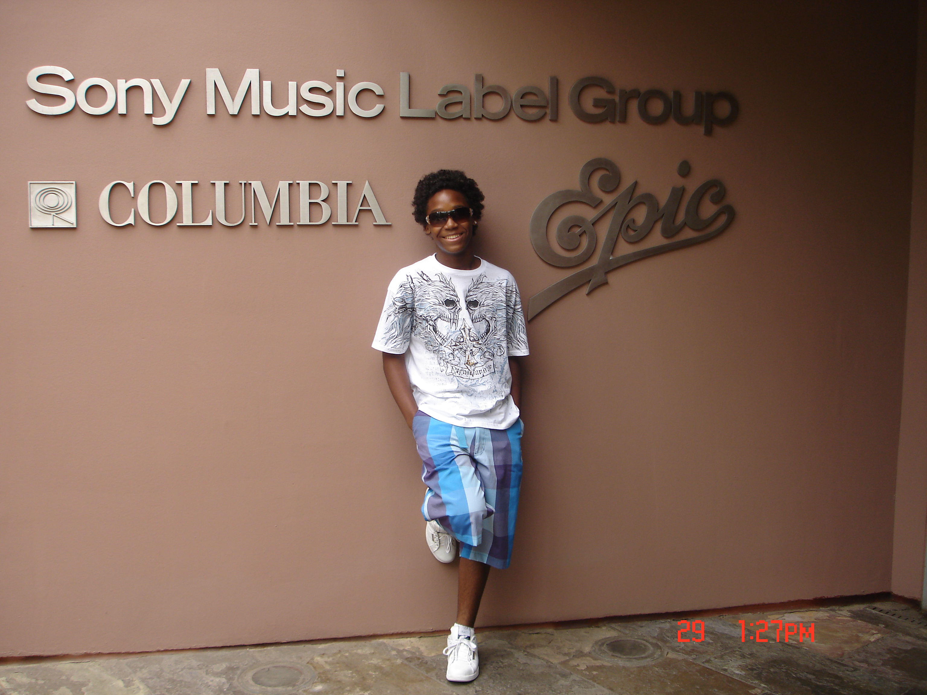 DABIER MEETING WITH COLUMBIA RECORDS A&R DEPT.
