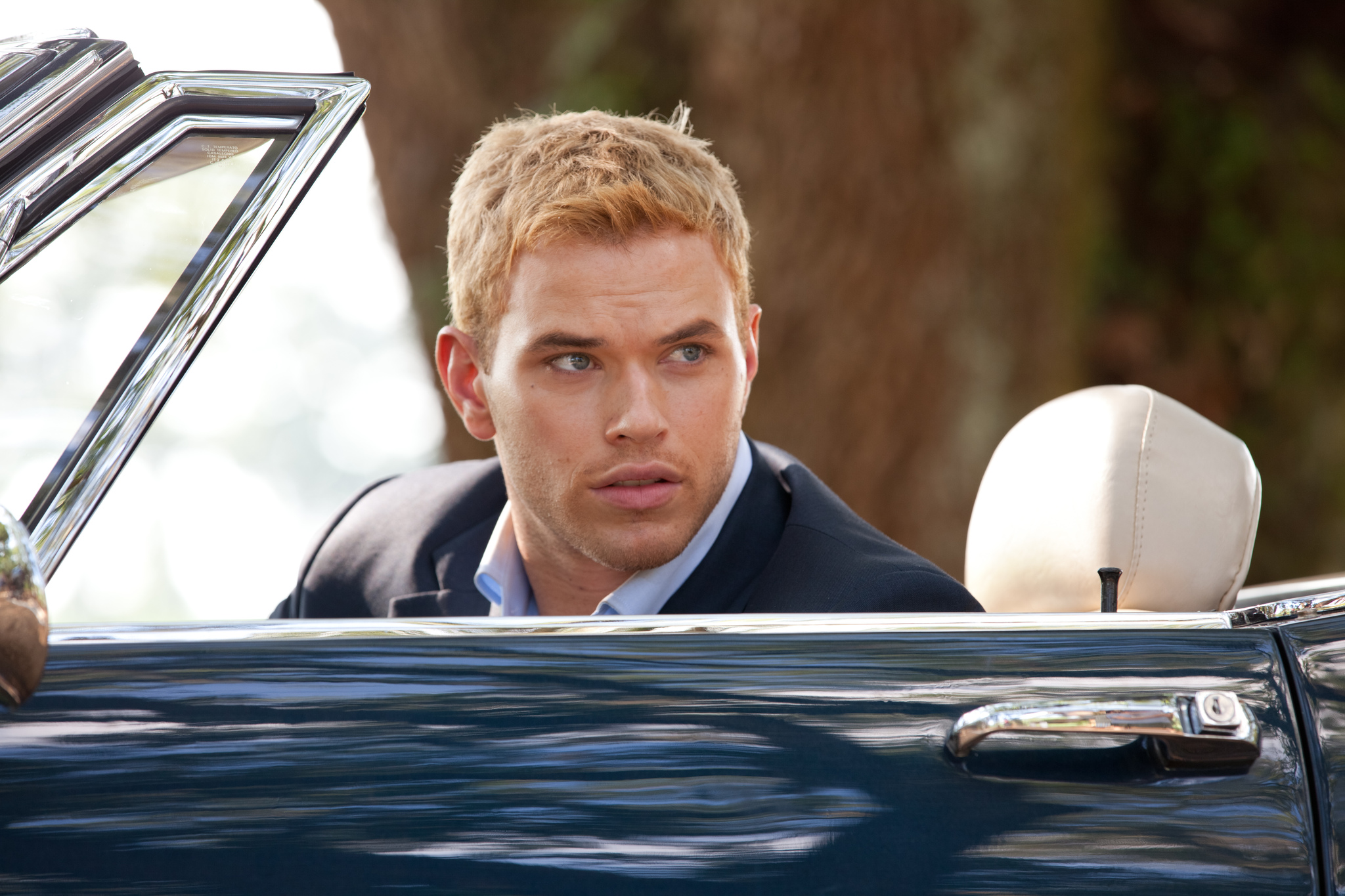 Still of Kellan Lutz in Meile, vedybos, seimyninis gyvenimas (2011)