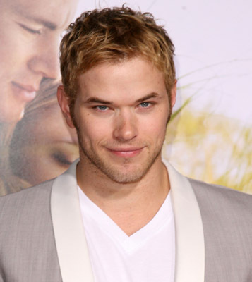 Kellan Lutz at event of Brangusis Dzonai (2010)