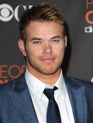 Kellan Lutz at event of The 36th Annual People's Choice Awards (2010)